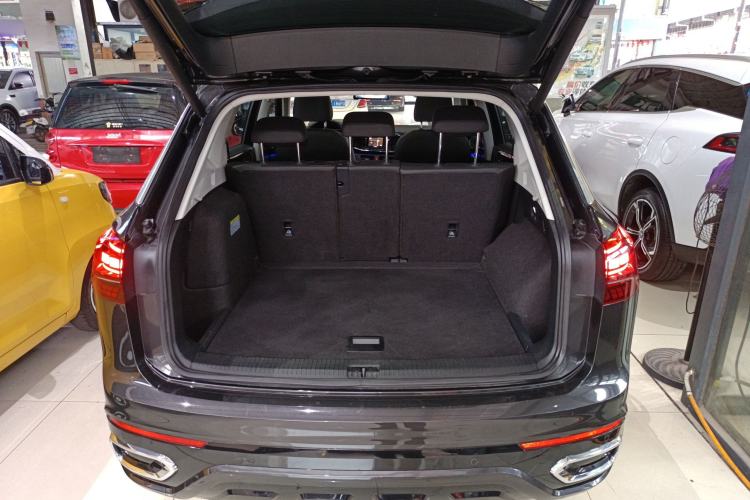 Used Volkswagen Tayron GTE Plug-in Hybrid 2020 1.4T Luxury Model Trunk