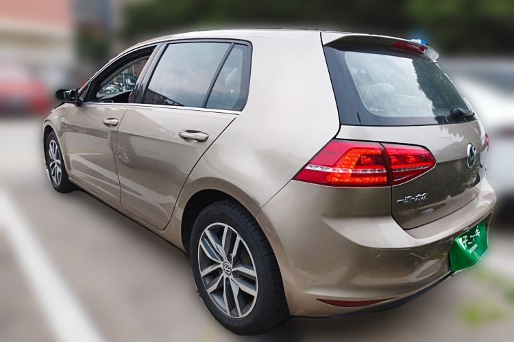 Used Volkswagen Golf 2016 230TSI Automatic Luxury Version Rear Left 45 Deg