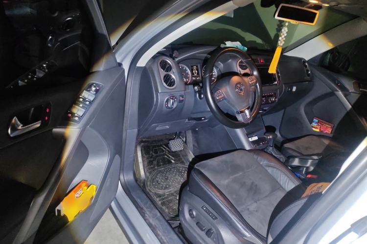 Used Volkswagen Tiguan 2010 2.0 TSI Automatic All-Wheel Drive Flagship Edition