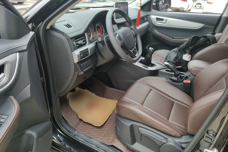 Used FORTHING T5 2024 Grand Edition 1.6L Manual Dream-Chasing Version 5 Seats Driver Seat