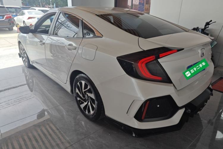 Used Honda Civic 2016 220TURBO CVT Luxury Edition