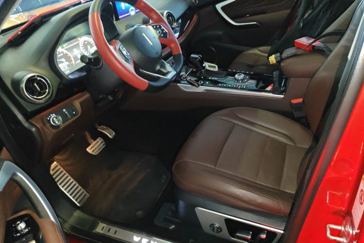 Used Wey VV7 2017 2.0T Flagship Model Left Front Seat