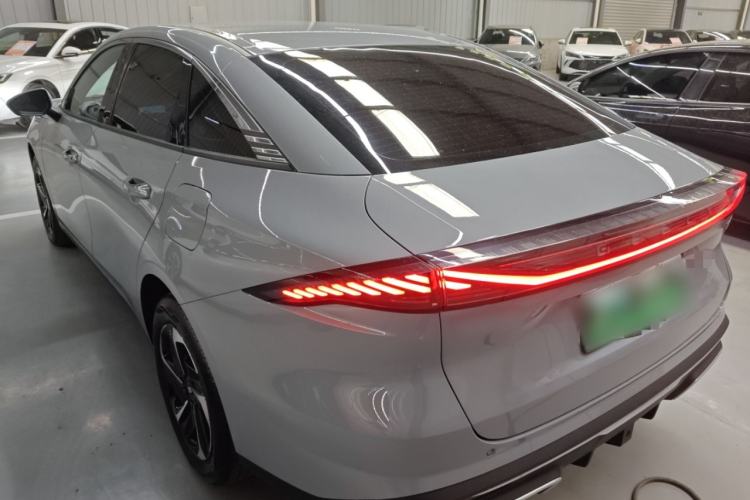 Used Geely Galaxy L6 2025 EM-i 140km Explorer+ Edition
