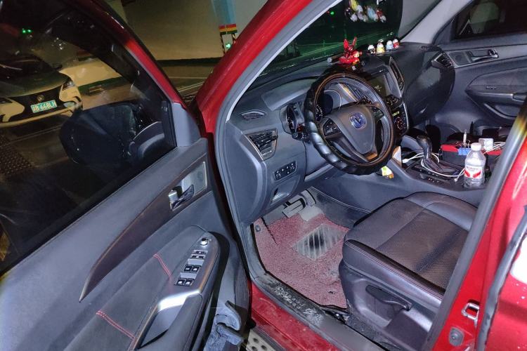 Used CHANGAN CS75 2014 1.8T Automatic Elite Model China IV Standard Driver Seat