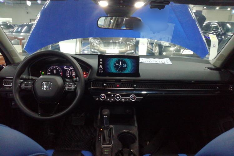 Used Honda Civic 2022 240TURBO CVT Dynamic Edition Center Console