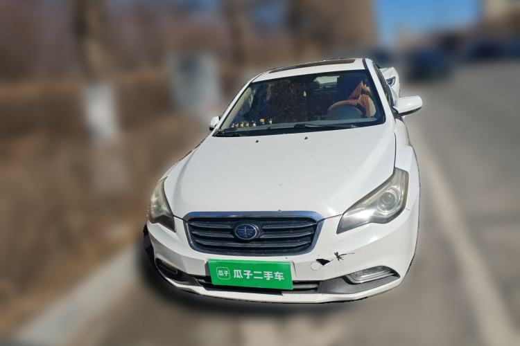 Used Bestune B50 2013 1.6L manual luxury version Front