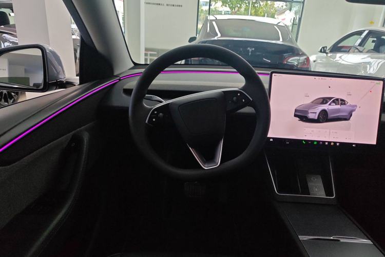 Used Tesla Model Y 2025 Rear-Wheel-Drive Version Steering Wheel