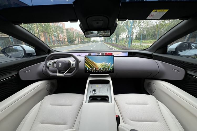 Used Avatr 12 2025 Ultra Extended-Range Edition