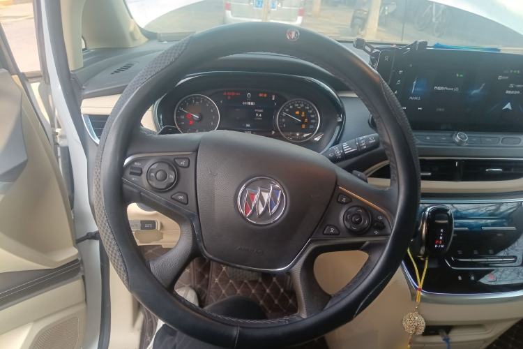 Used Buick GL8 2023 Land Executive Class Deluxe Model