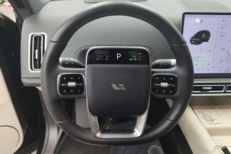 Used Li Auto L6 2024 Pro Model Steering Wheel