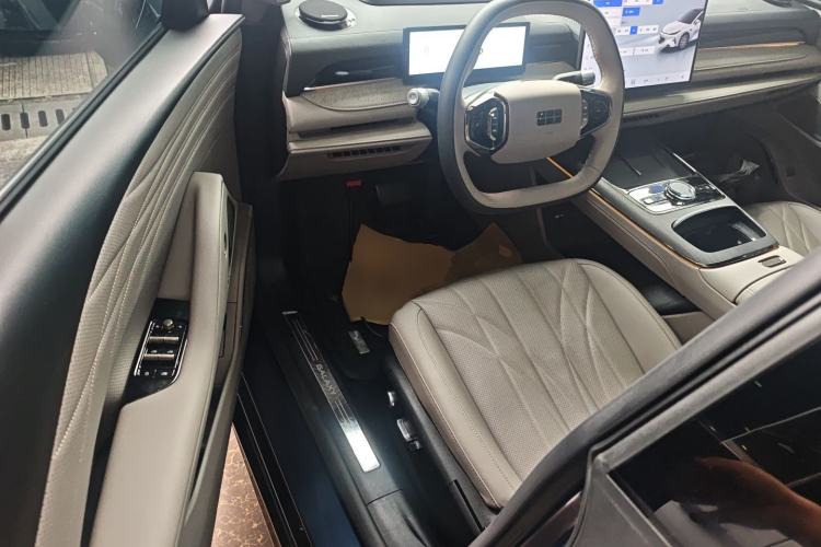 Used Geely Galaxy 8 2025 130km EM-P Starship Edition Driver Seat