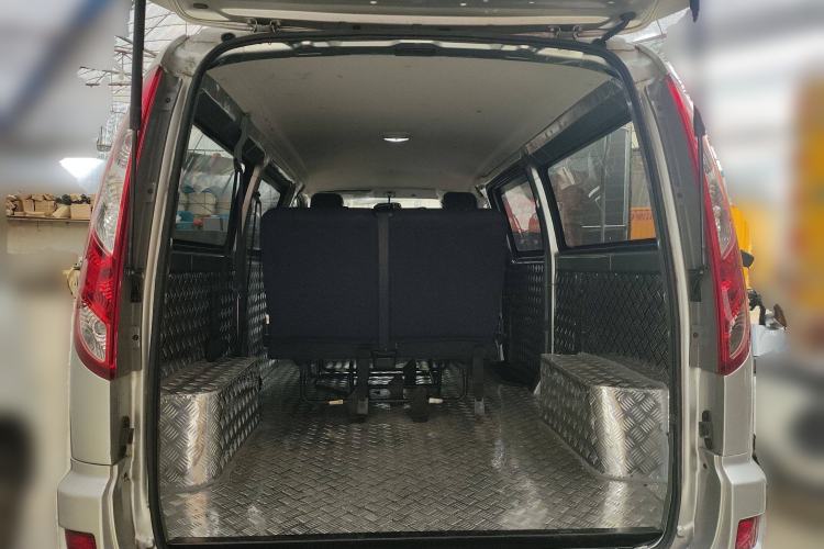 Used Foton Scenic G5 2023 2.0L Gasoline Commercial Version Open-Window 5/6-Seater DAN20L
