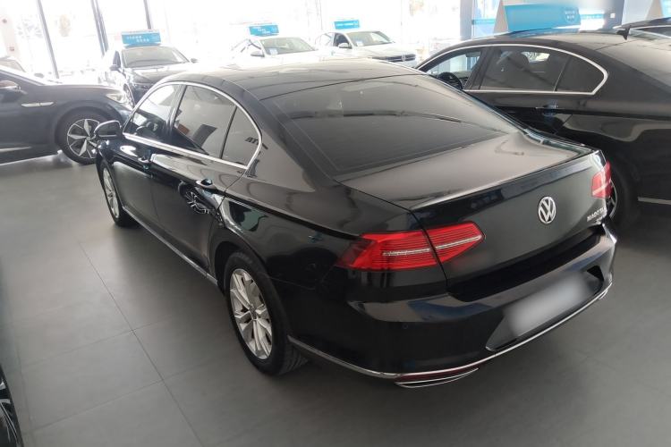 Used Volkswagen Magotan 2018 Facelift 330TSI DSG Luxury Model Rear Left 45 Deg