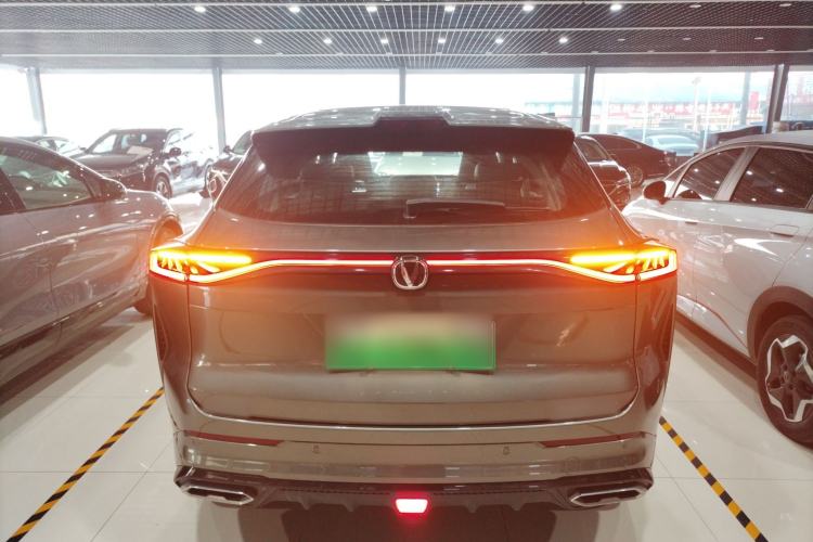 Used CHANGAN UNI-Z New Energy 2024 Blue Whale Smart Electric iDD 125km Excellence Model Exterior 4