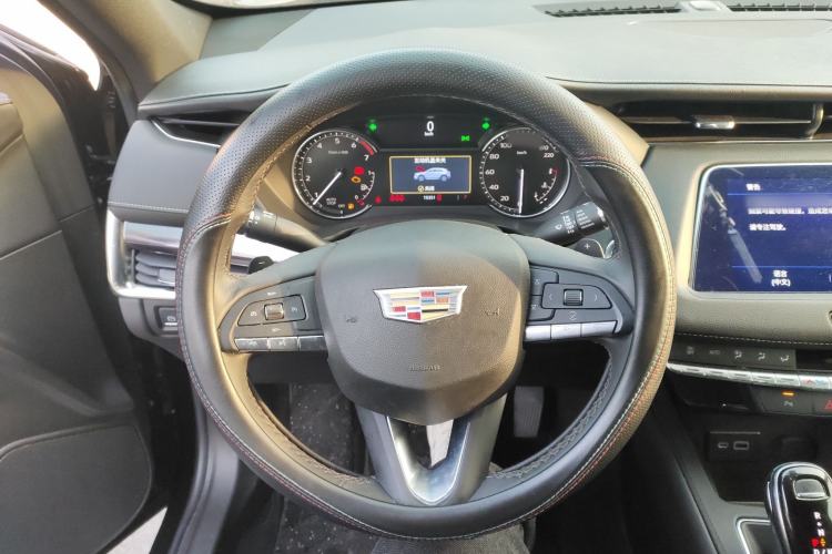 Used Cadillac XT4 2023 28T Two-Wheel Drive Fashion Edition