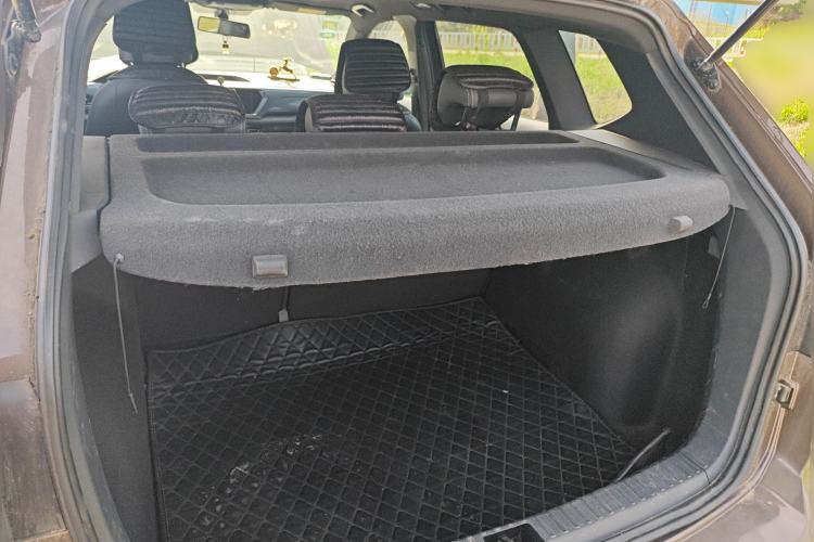 Used Volkswagen Tharu 2019 280TSI Two-Wheel Drive R-Line China VI Standard Trunk