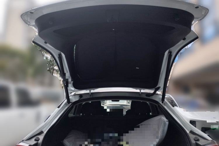 Used Tesla Model Y 2024 Rear-Wheel-Drive Version Trunk