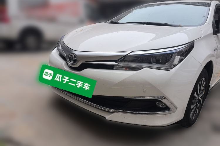 Used Toyota Corolla 2016 Dual-Engine 1.8L E-CVT Elite Edition Front