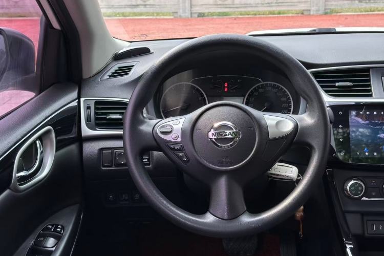 Used Nissan Sylphy 2021 Classic 1.6XL CVT Luxury Edition Interior 4