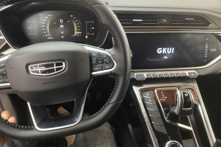 Used Geely Auto Emgrand X7 Sport 2020 1.8TD DCT Smart Connect PRO Center Console