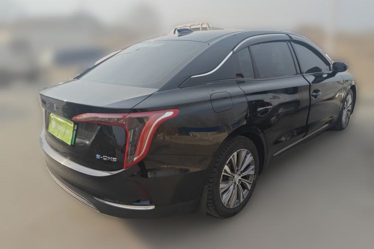 Used Hongqi E-QM5 2022 431 km Charge & Enjoy Edition