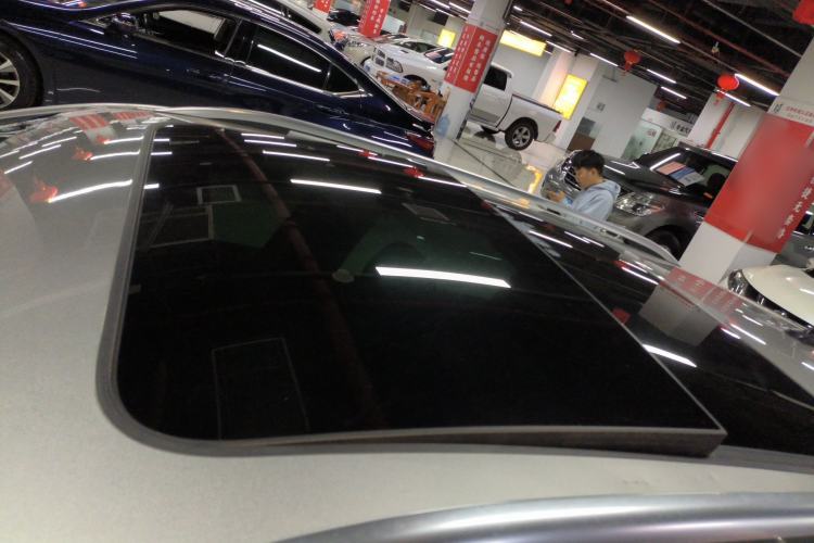 Used Volkswagen T-ROC 2020 230TSI DSG Two-Wheel Drive Advanced Version Roof