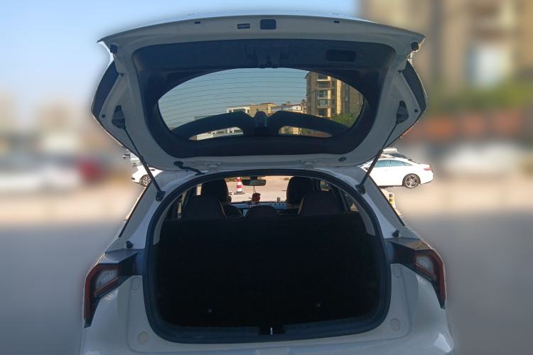 Used Geometry E Firefly 2024 301km Starlight
