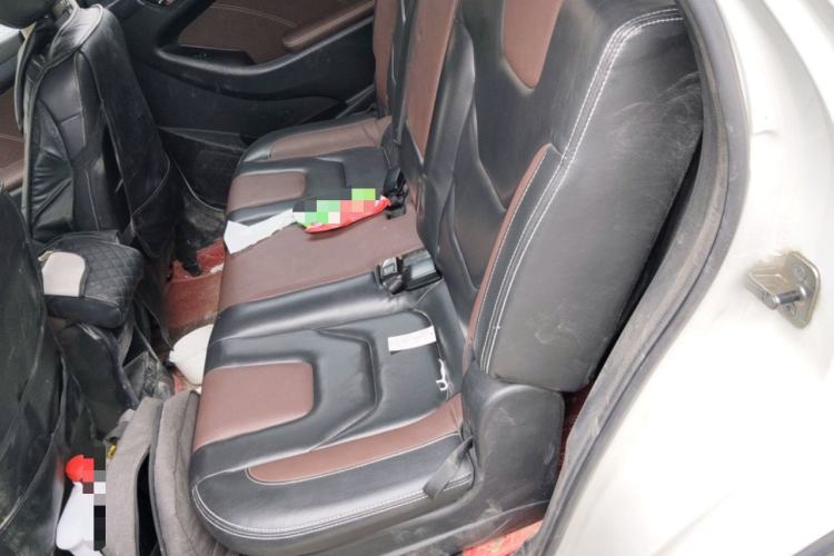 Used Dongfeng Fengon 580 2017 1.5T CVT Luxury Model Left Rear Seat