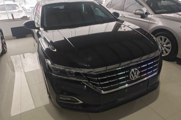 Used Volkswagen Passat 2019 280TSI Business Edition China VI Front Right 45 Deg