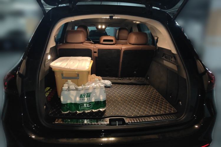 Used Mercedes-Benz GLE 2025 GLE 350 4MATIC Stylish Model Trunk