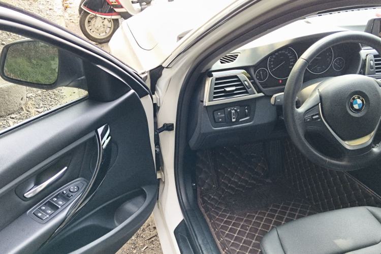 Used BMW 3 Series 2017 320Li Fashion Model
