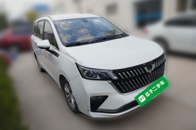 Used Wuling Jiachen 2022 1.5T CVT Smart Luxury Version Front Right 45 Deg