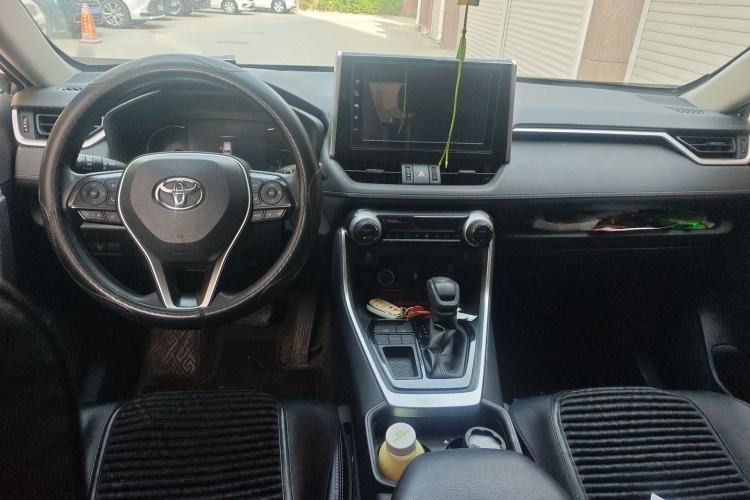 Used Toyota RAV4 2020 2.0L CVT Two-Wheel Drive Fashion Edition