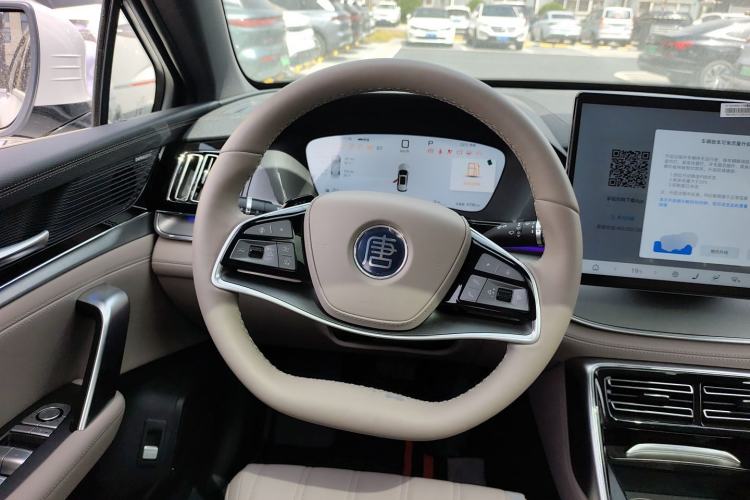 Used BYD Tang New Energy 2025 Intelligent Driving Version DM-i 115KM Flagship Edition Steering Wheel