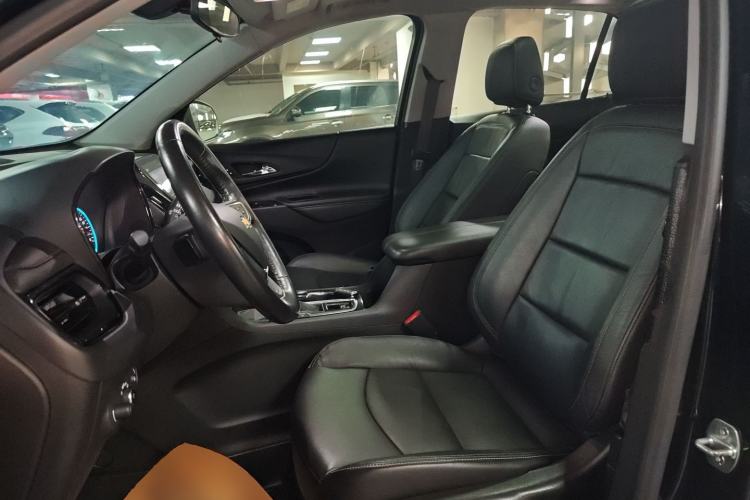 Used Chevrolet Equinox 2021 535T Yujie Edition Left Front Seat