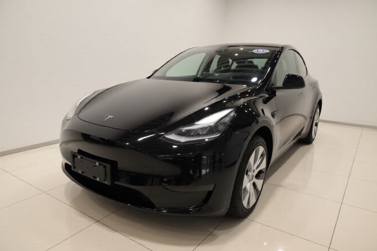 Used Tesla Model Y 2022 Long-Range All-Wheel-Drive Version
