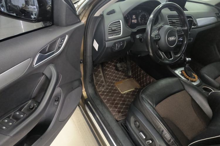 Used Audi Q3 2016 30 TFSI Fashion Model
