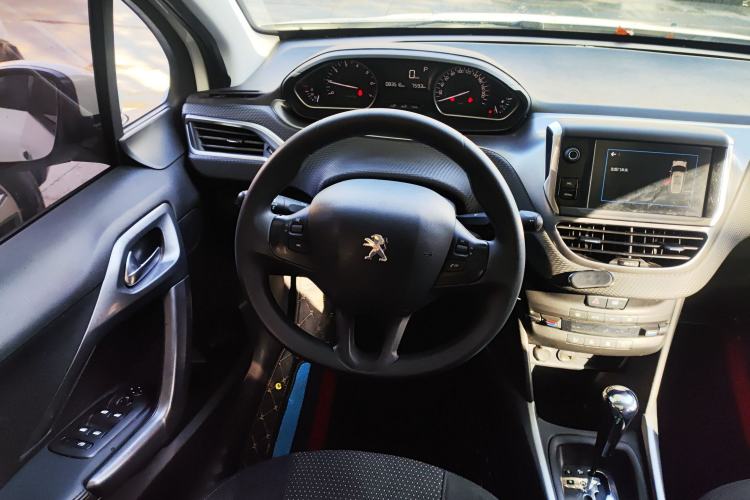 Used Peugeot 2008 2018 1.6L Automatic Fashion Edition