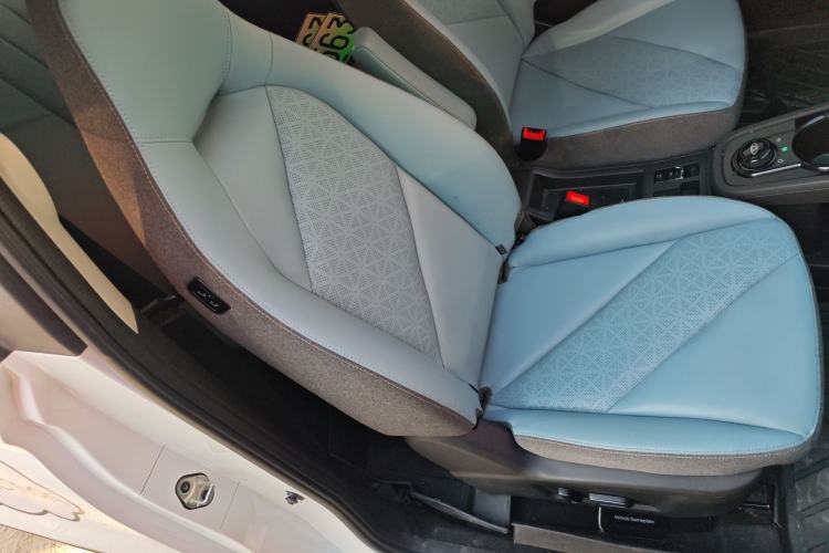 Used Chery Little Ant 2022 Restyled Version Sweet Pink Edition Half-Sugar Version 30.6 kWh 30 kW 301 km