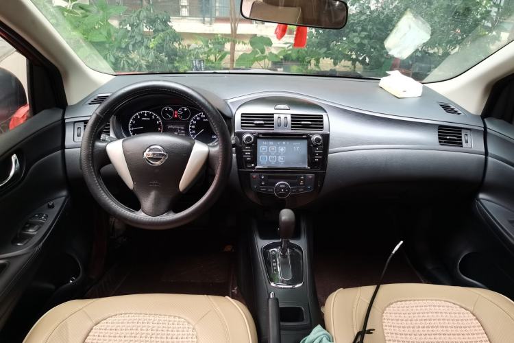 Used Nissan Tiida 2014 1.6L CVT Smart Model
