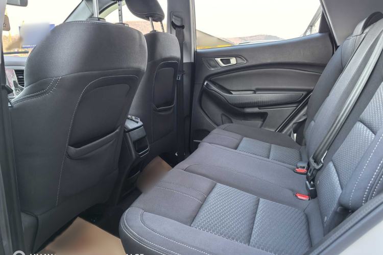 Used Chery Tiggo 5x 2019 HERO 1.5L Manual Fashion Edition Interior 3