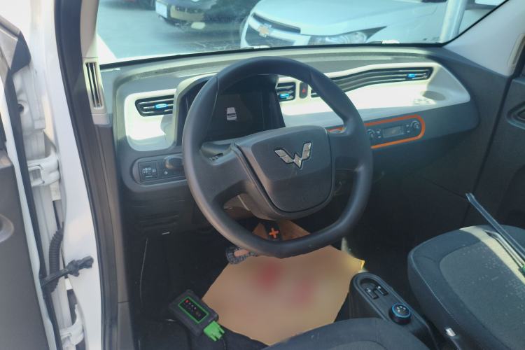 Used Wuling Hongguang MINIEV 2020 Freedom Version Lithium Iron Phosphate Steering Wheel