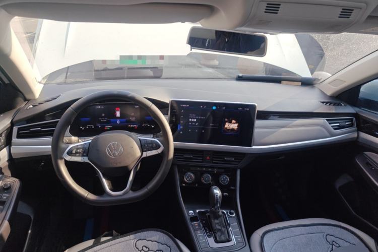 Used Volkswagen Bora 2024 280TSI DSG Comfort Edition
