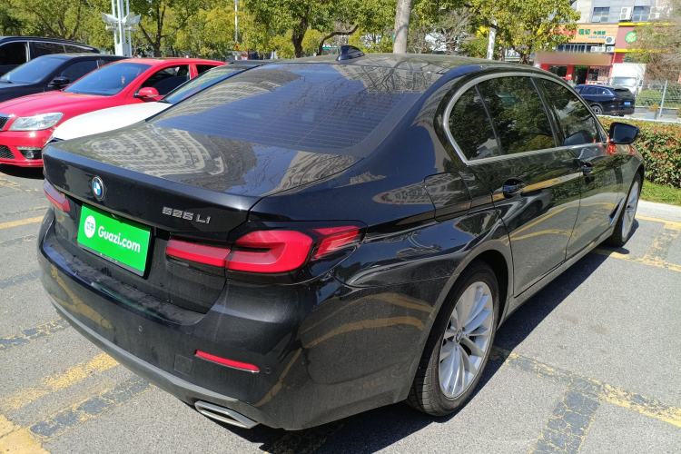 Used BMW 5 Series 2021 525Li Luxury Package