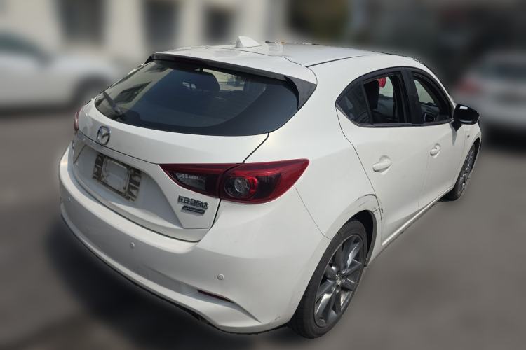 Used Mazda 3 Axela 2017 Hatchback 2.0L Automatic Sport Model China V Emission Standard Rear Right 45 Deg
