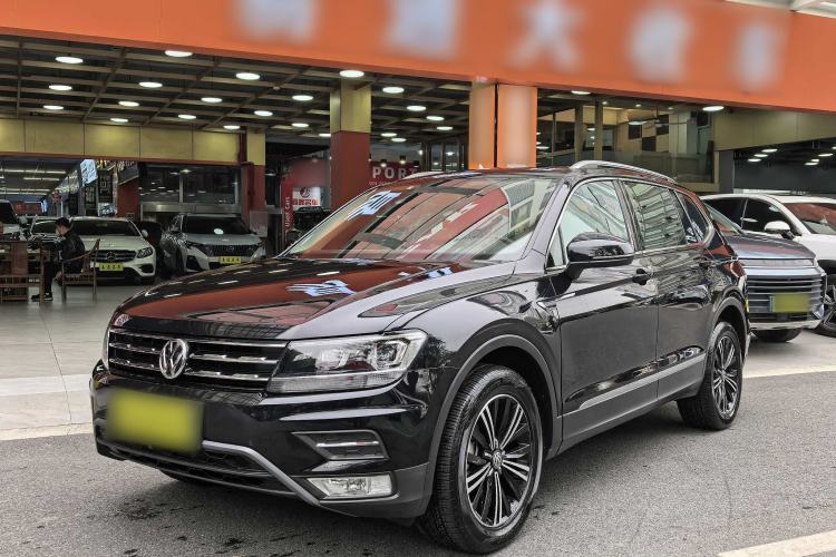 Used Volkswagen Tiguan L 2019 Updated Version 330TSI Automatic Two-Wheel Drive Panoramic Comfort Edition China VI Standard
