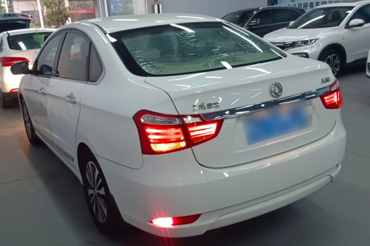 Used Dongfeng Aeolus A60 2016 1.5L Manual Luxury Version Exterior 2