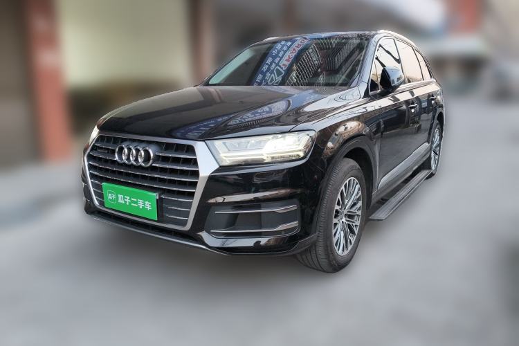 Used Audi Q7 2019 45 TFSI Comfort Model
