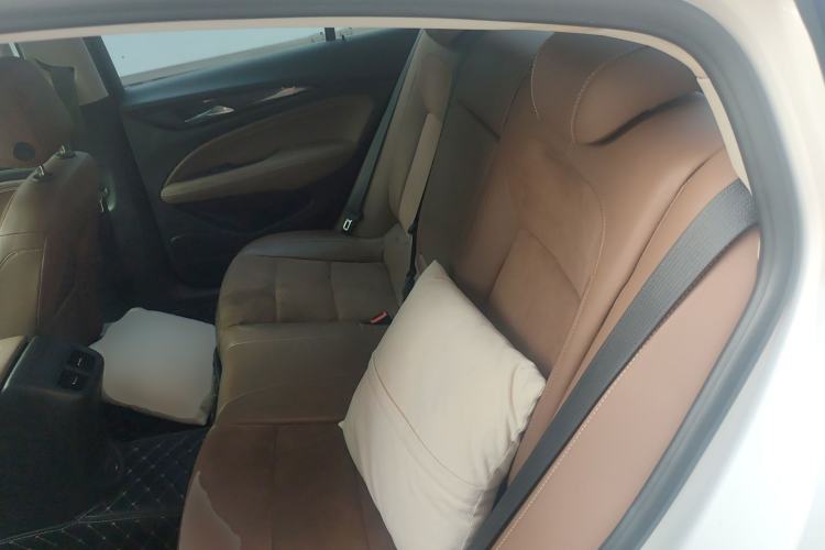 Used Buick Regal 2017 20T Elite Edition Left Rear Seat