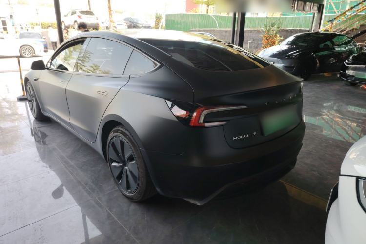 Used Tesla Model 3 2023 Long-Range All-Wheel-Drive Version